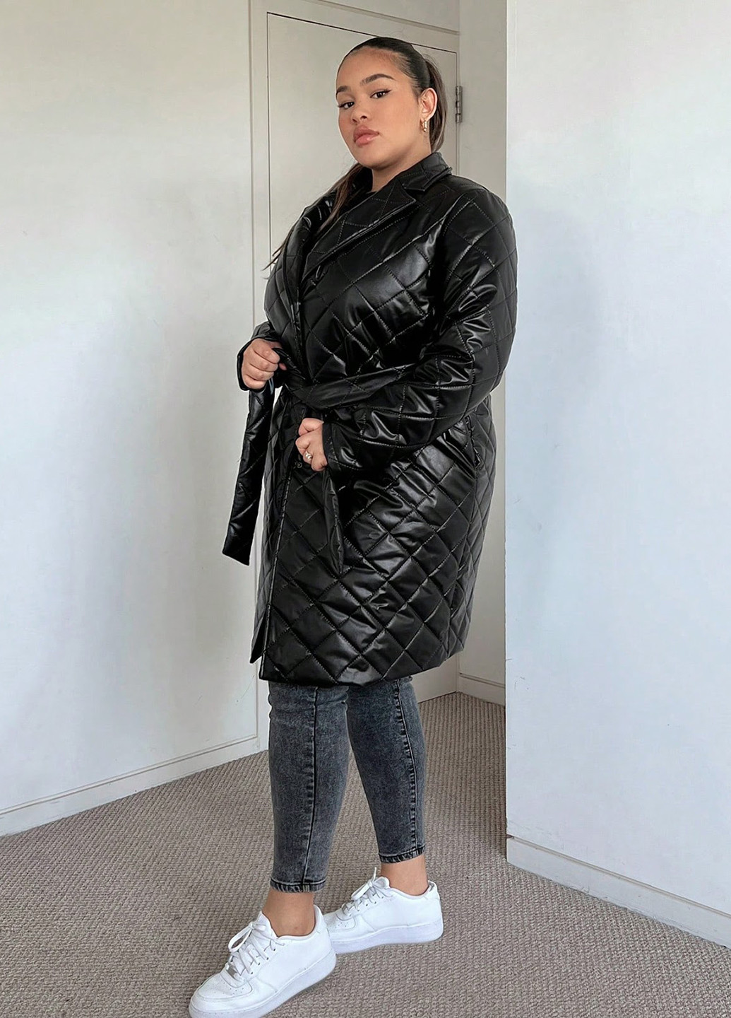 Чорна демісезонна куртка куртка-піджак SHEIN