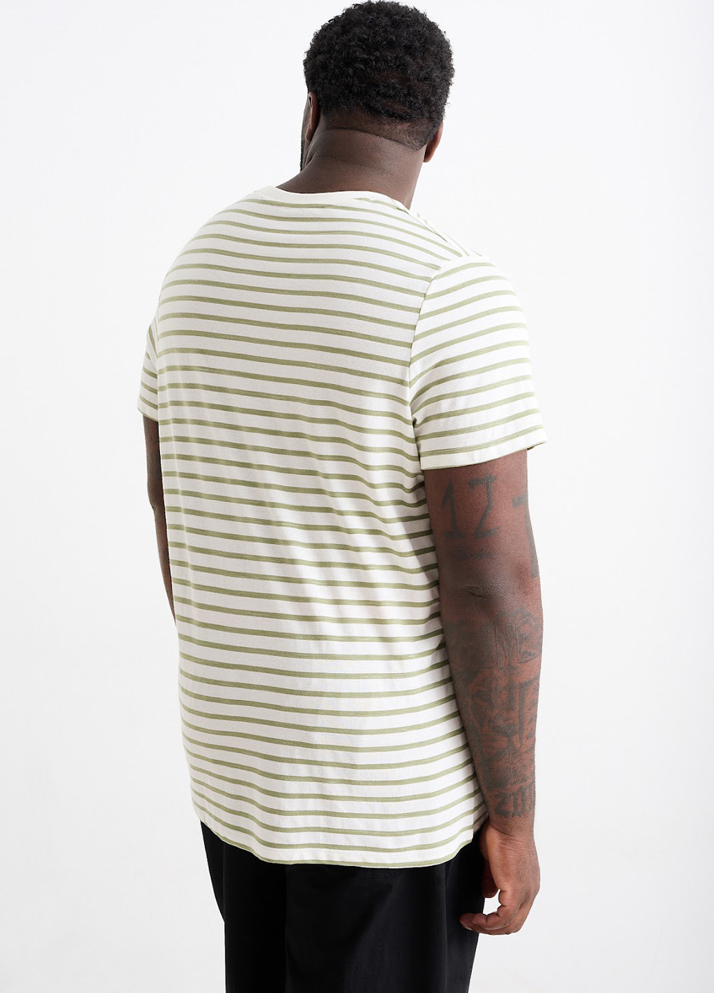 Белая футболка C&A