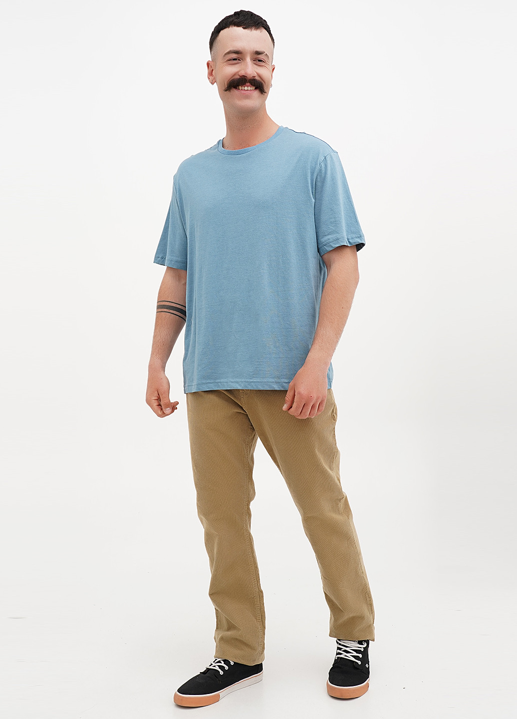 Серо-голубая футболка C&A