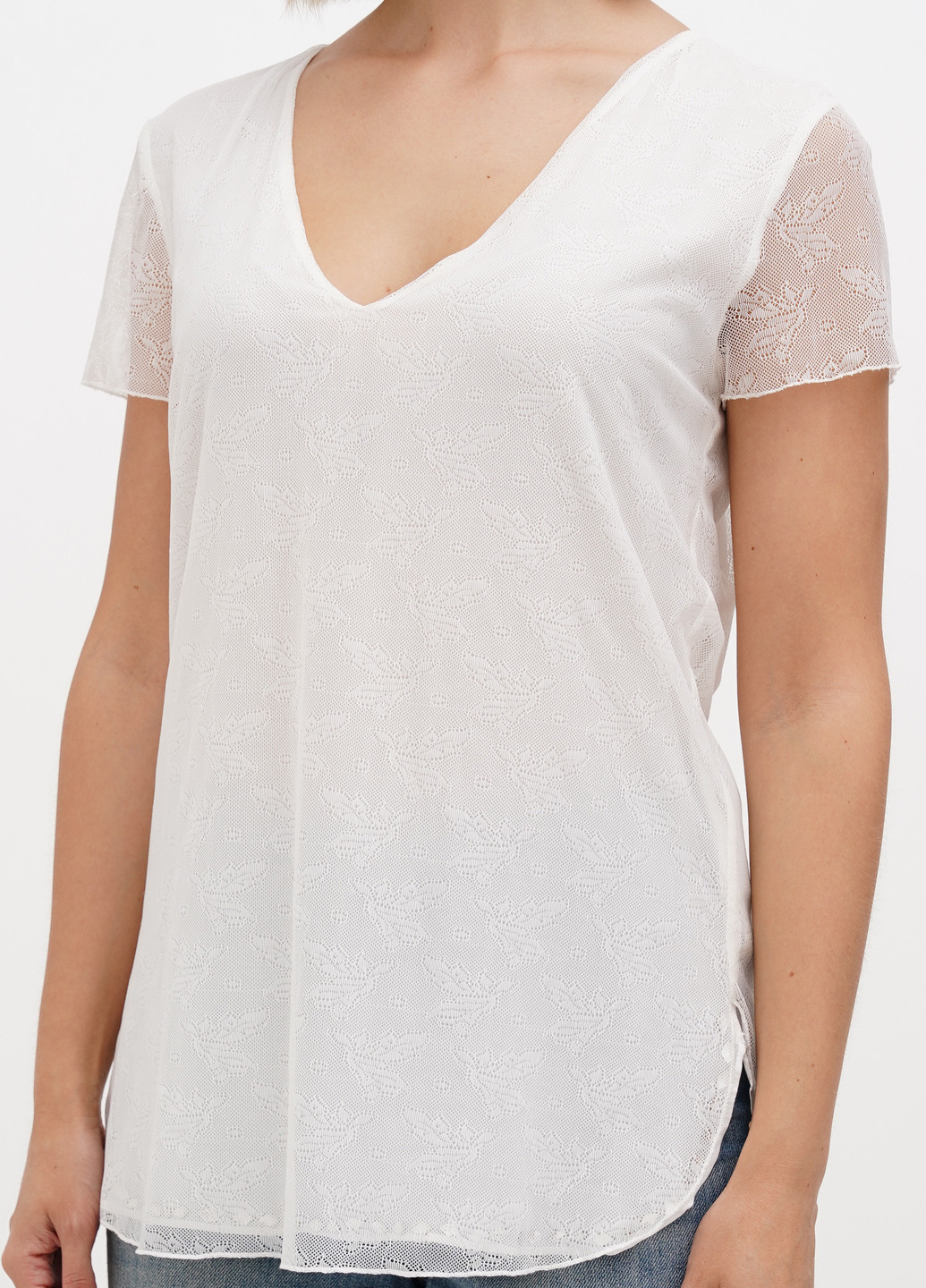 Молочна блуза Sassofono