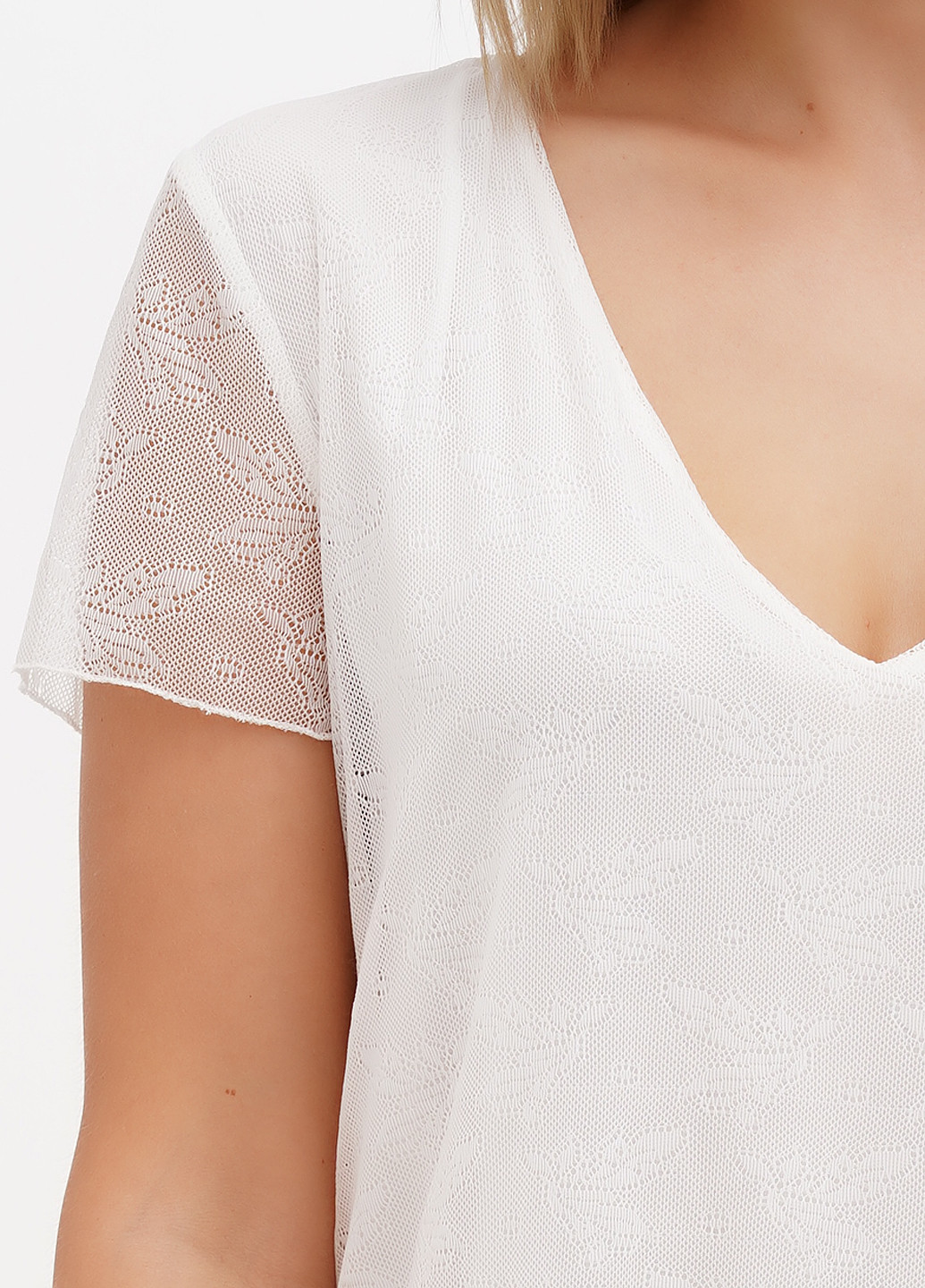 Молочна блуза Sassofono