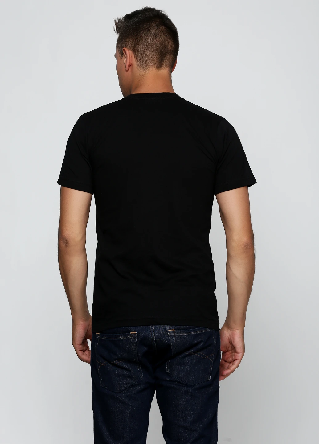 Черная футболка American Apparel