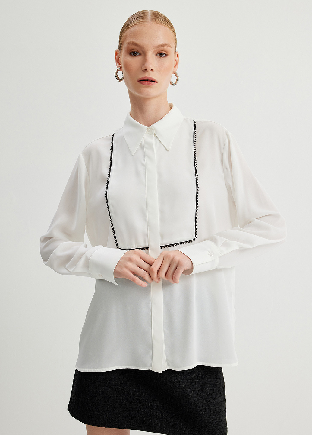 Белая кэжуал рубашка однотонная KOTON