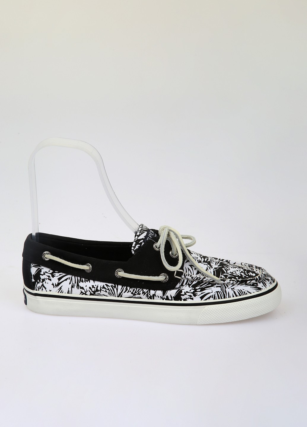 Черно-белые мокасины Sperry