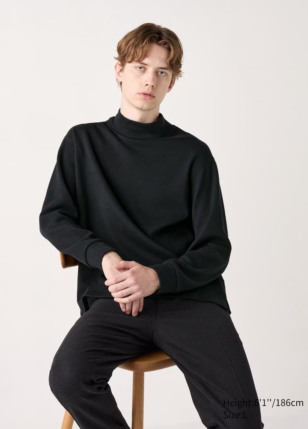 Лонгслів Uniqlo однотонний чорний кежуали поліестер, трикотаж, фліс