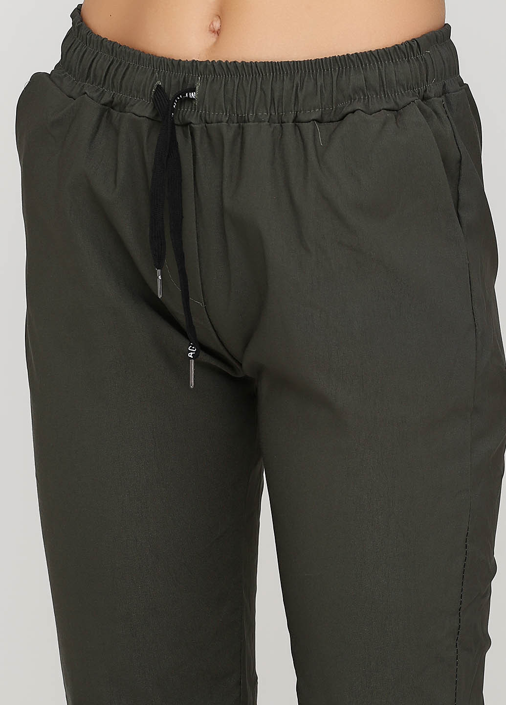 Темно-зеленые кэжуал демисезонные зауженные брюки Made in Italy