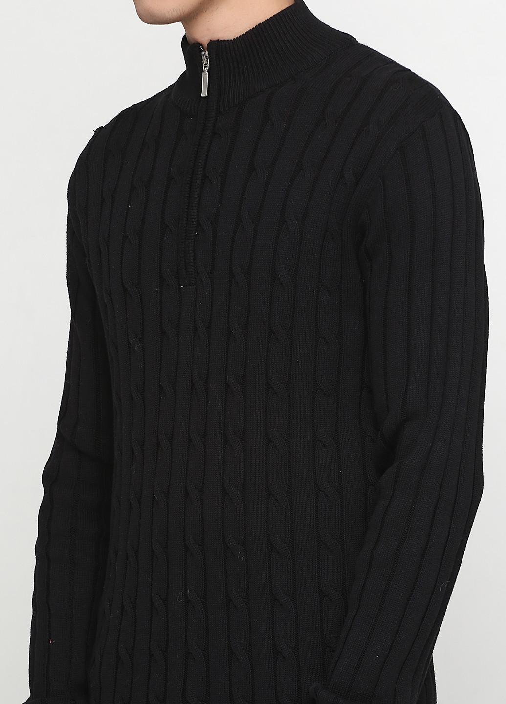 Черный демисезонный свитер Ross River