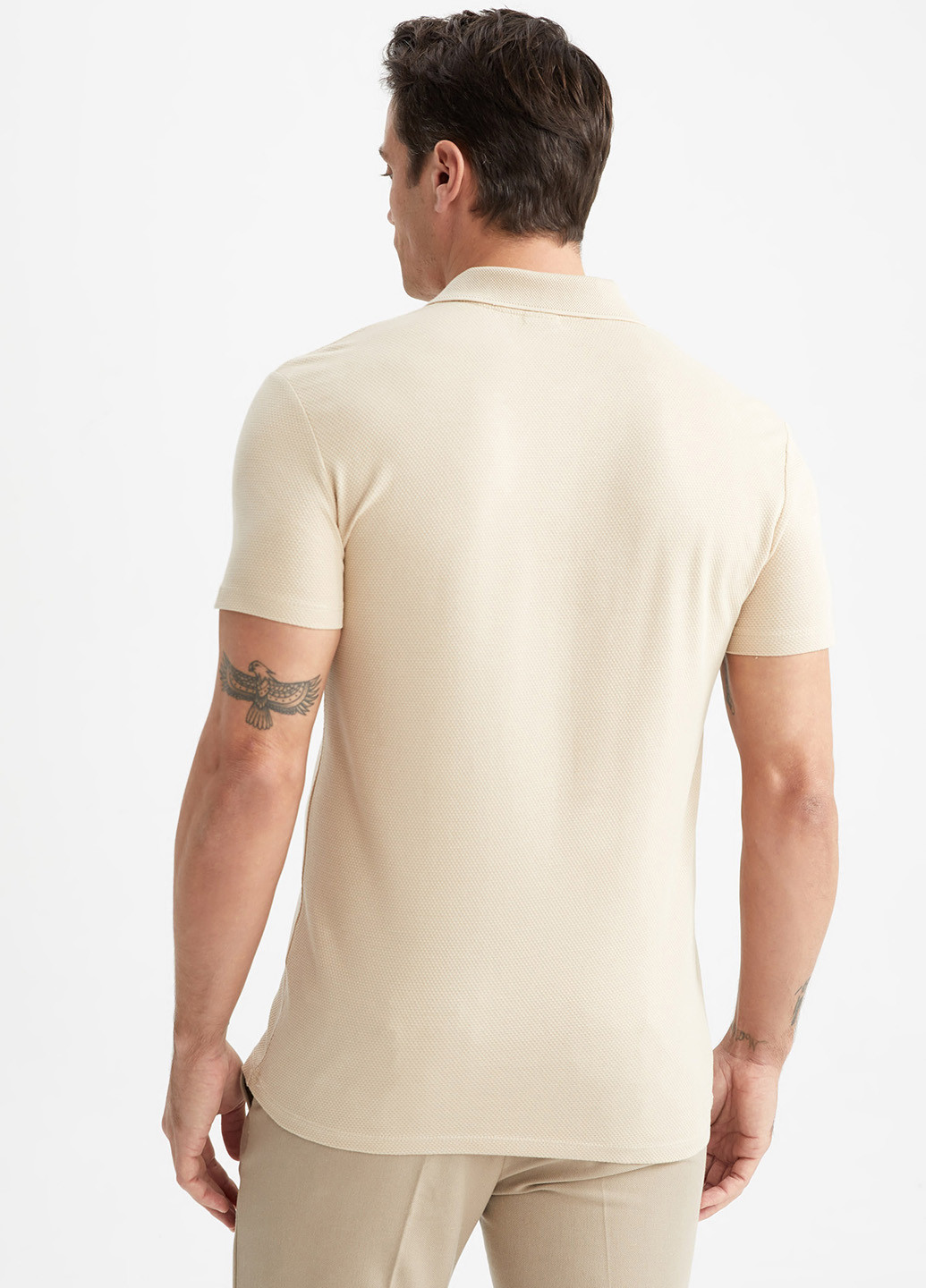 Бежевая футболка-поло для мужчин DeFacto однотонная