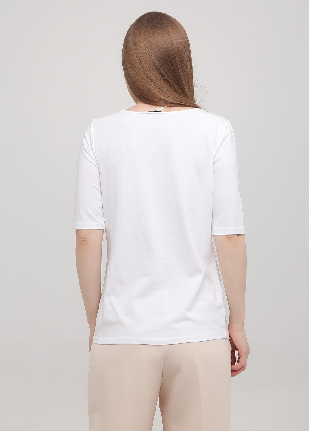 Белая летняя футболка Margittes