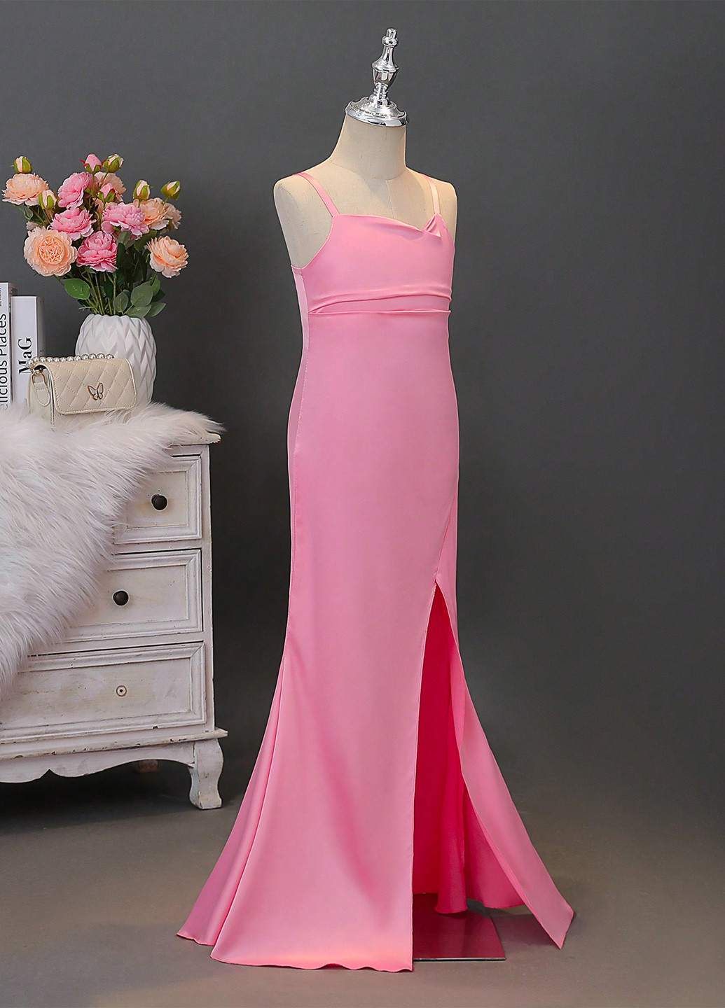 Светло-розовое платье SHEIN (340108795)