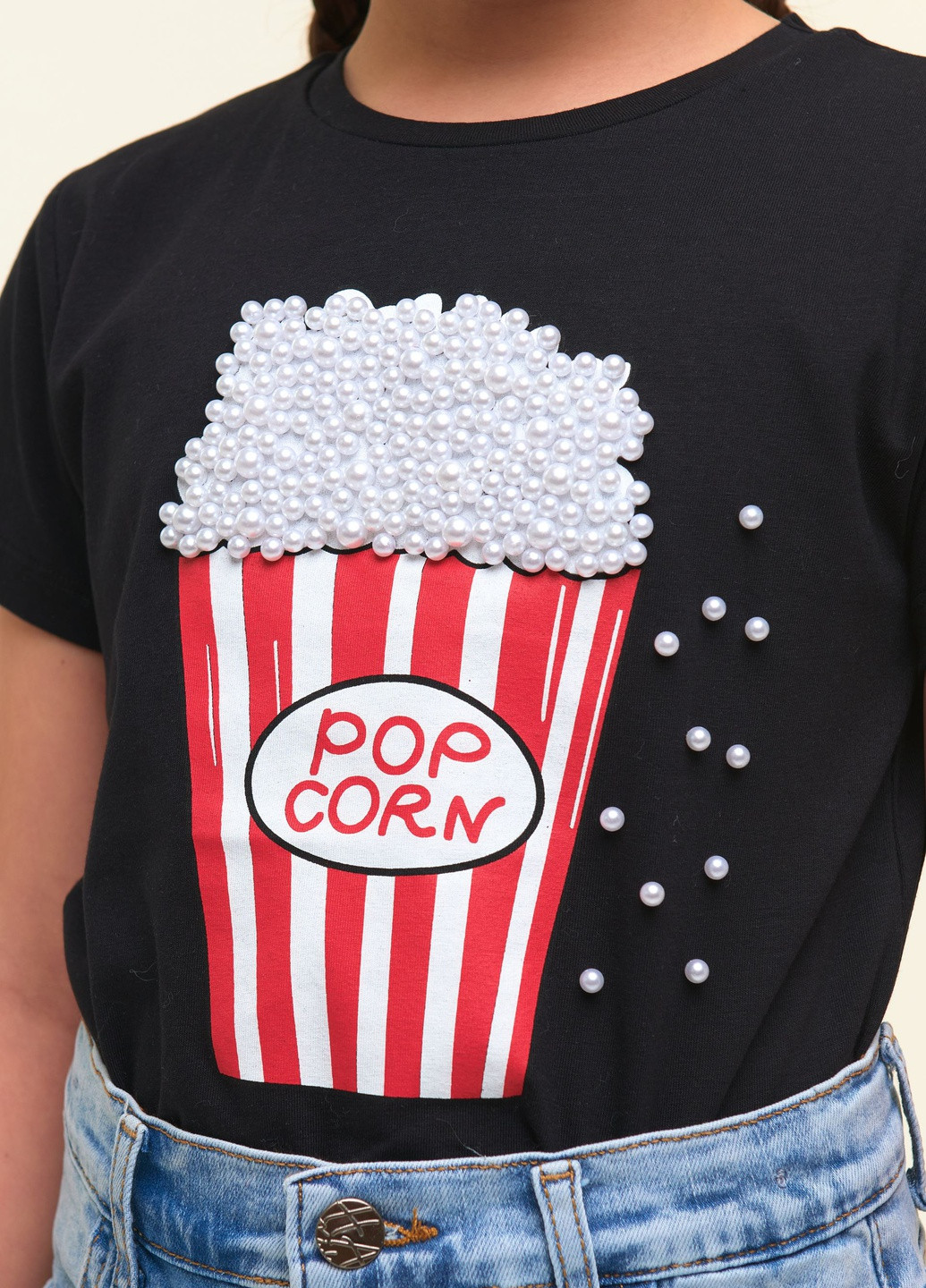 Черная летняя футболка черная с аппликацией из бусинок popcorn Yumster