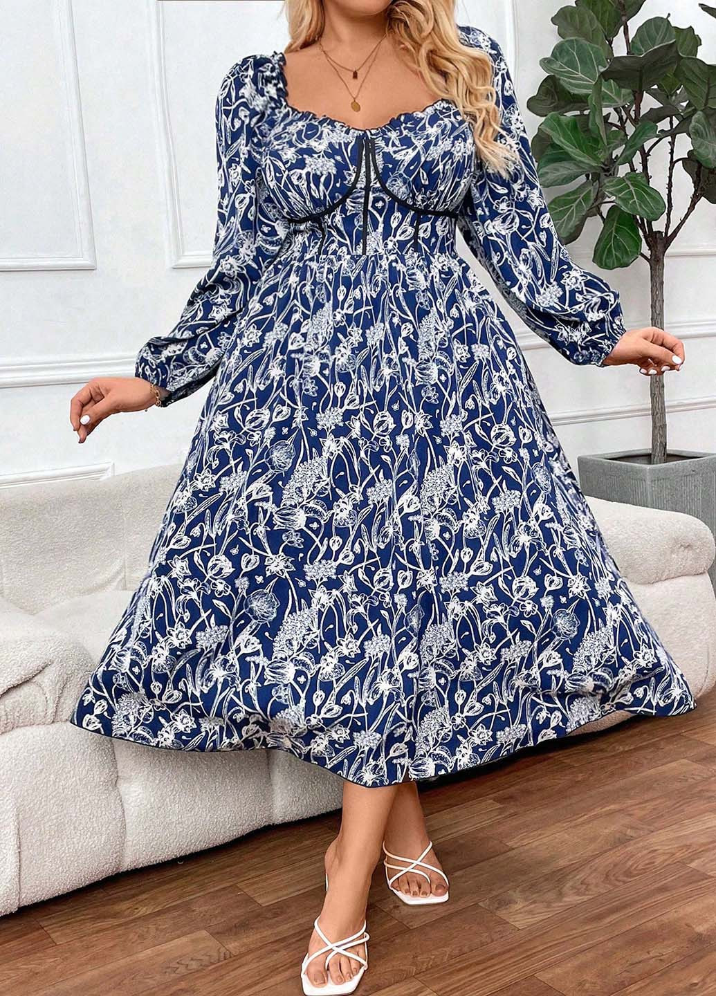 Синее кэжуал платье клеш SHEIN с цветочным принтом