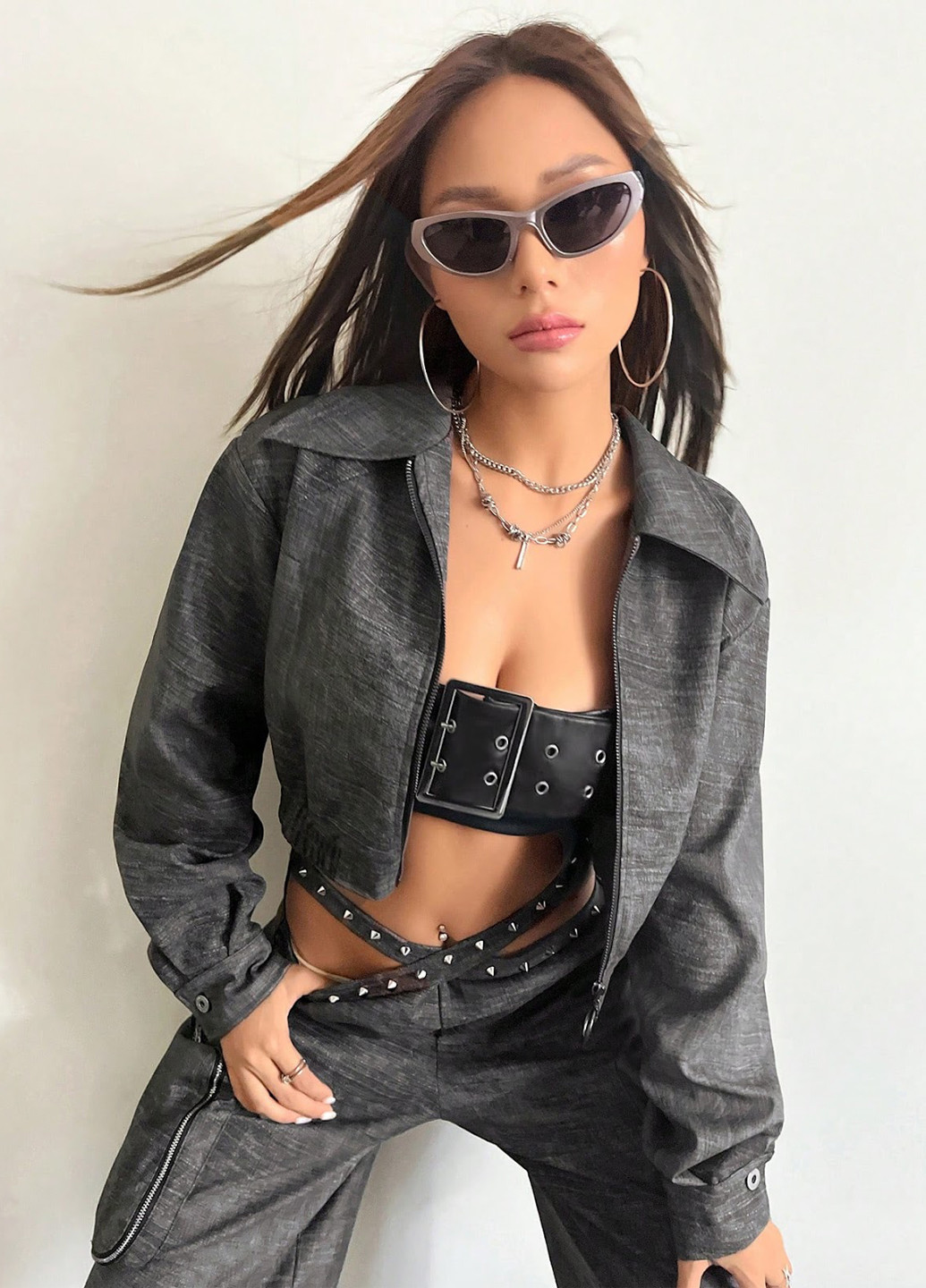 Серая демисезонная куртка SHEIN