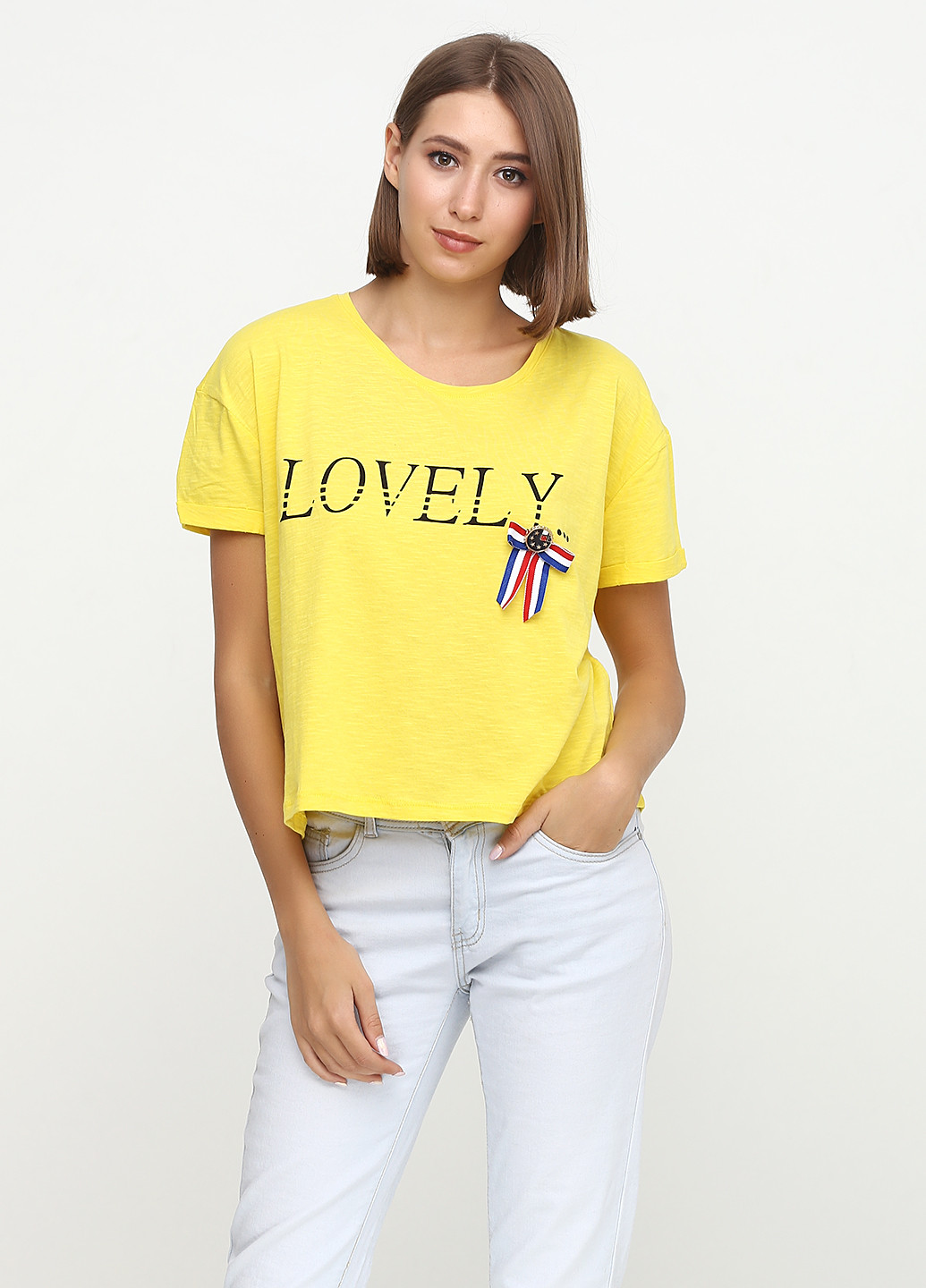 Желтая летняя футболка Miss Poem