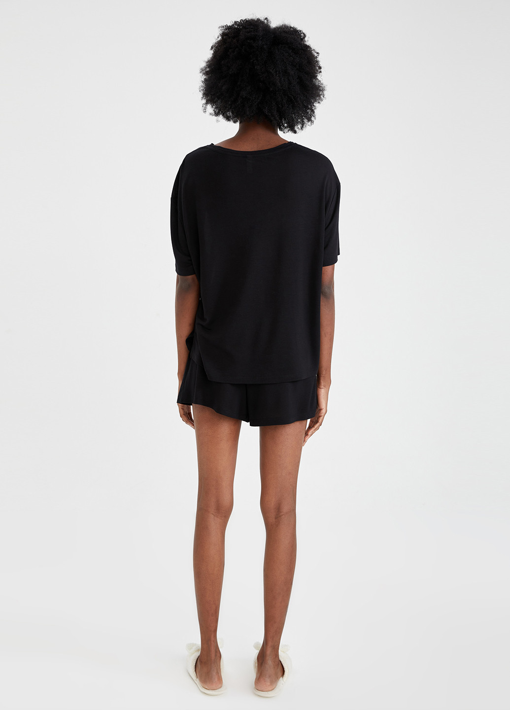 Черный летний комплект (футболка, шорты) DeFacto