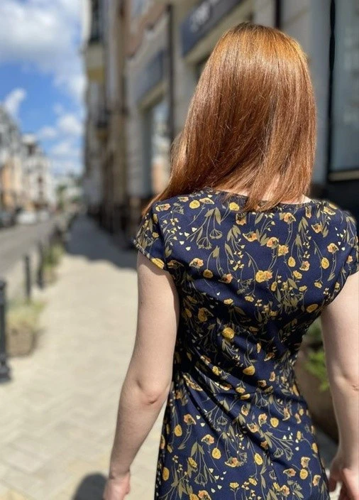 Темно-синя повсякденний плаття міні з жовтими квітами CHICLY з квітковим принтом