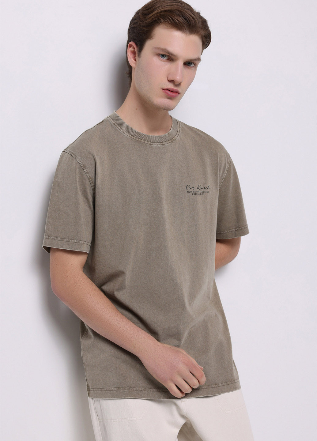 Серо-коричневая футболка Colin's