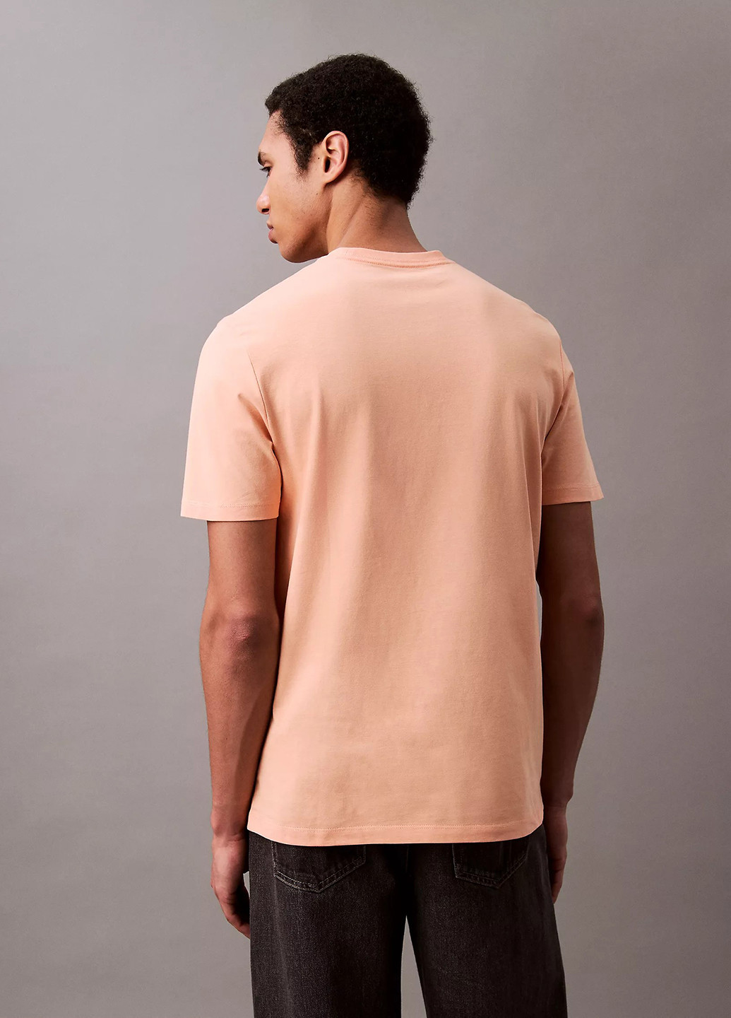 Помаранчева футболка Calvin Klein