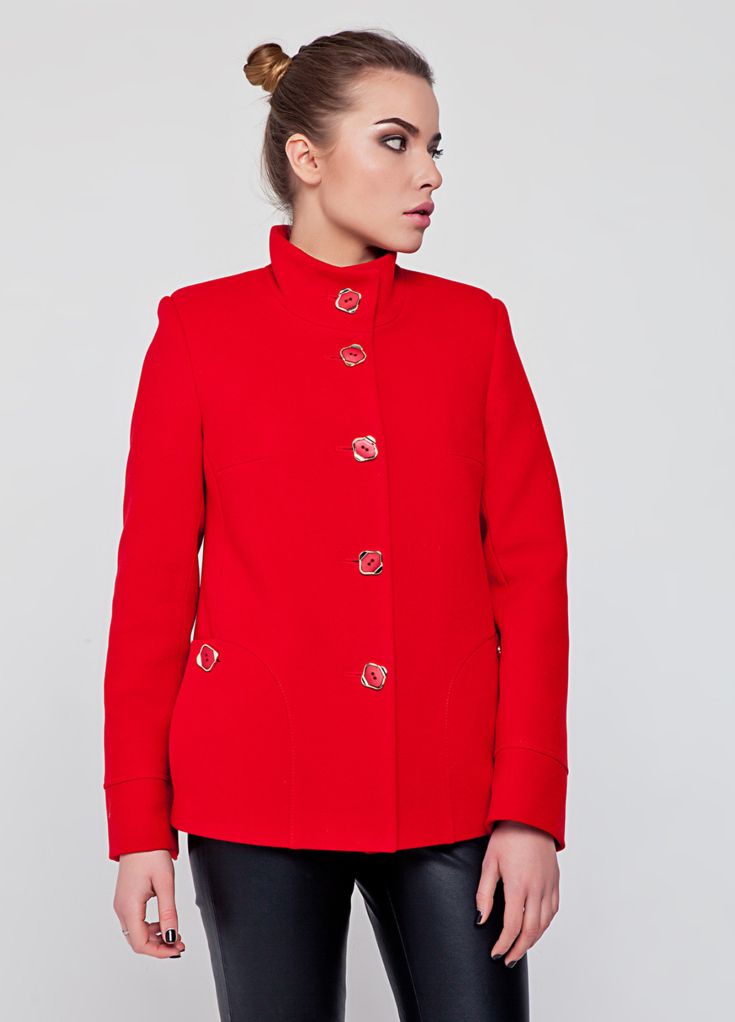 Красное демисезонное Пальто на пуговицах Nio
