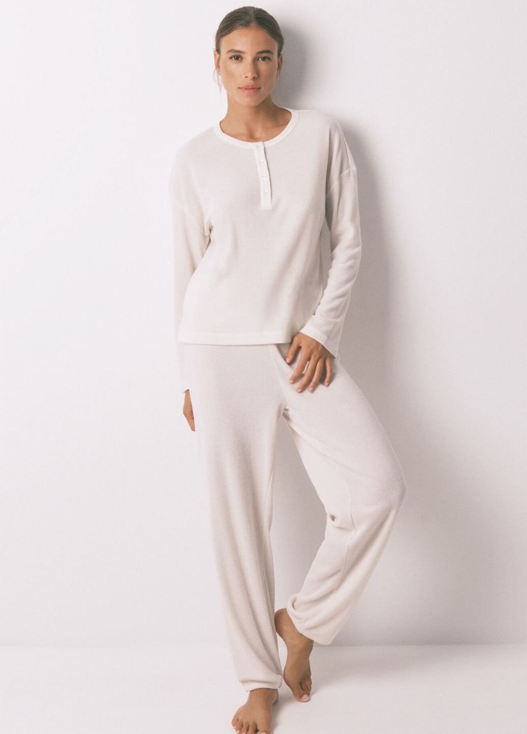 Белая всесезон пижама (лонгслив, брюки) лонгслив + брюки Women'secret