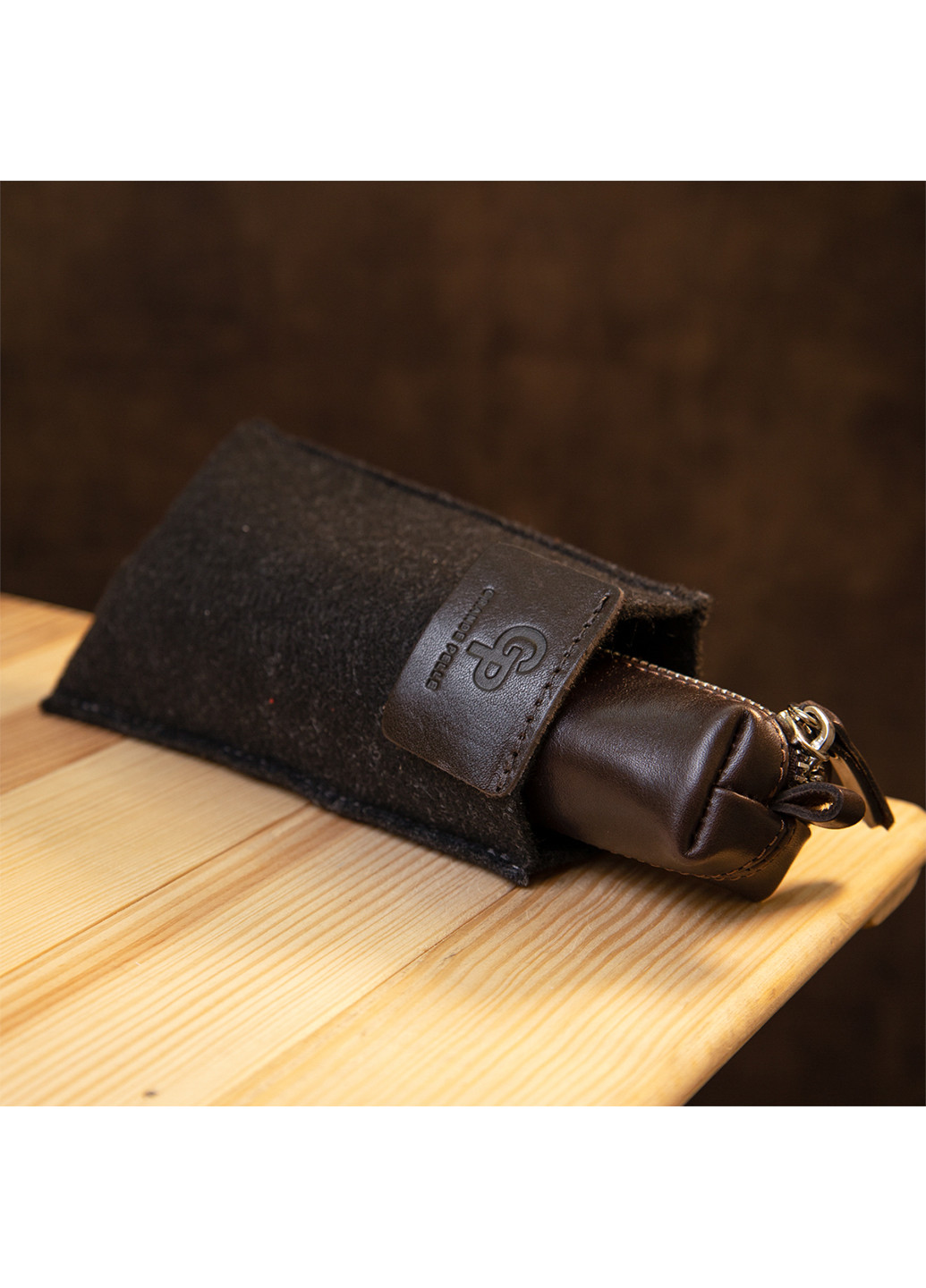 Шкіряна ключниця 5х14х3,5 см Grande Pelle (252415657)