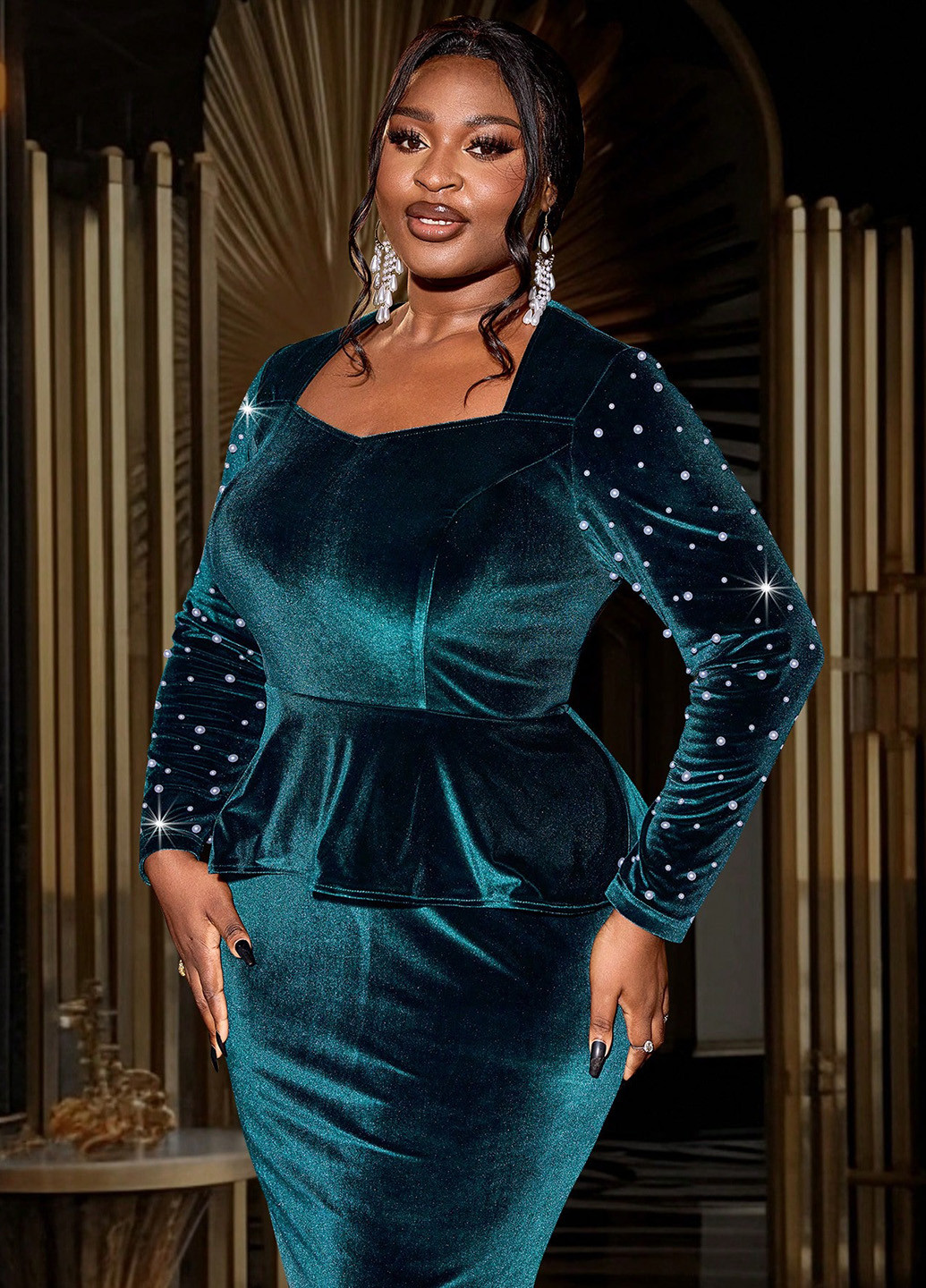 Изумрудное коктейльное, вечернее платье с баской, футляр SHEIN однотонное