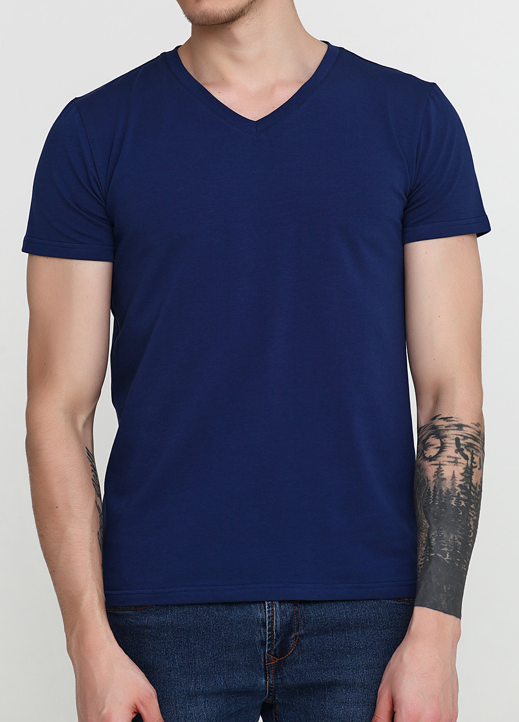 Темно-синя футболка Only Man