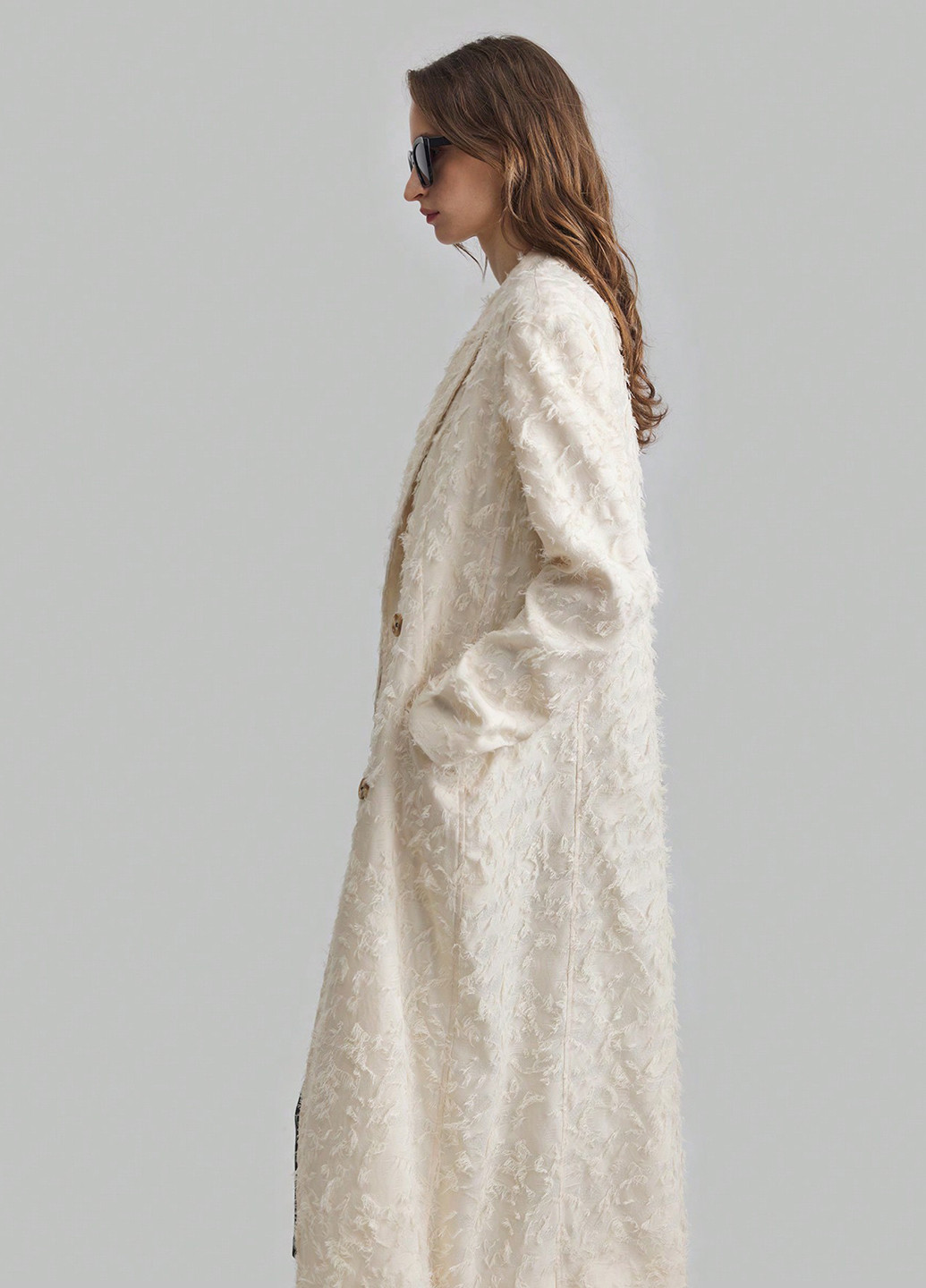 Кремовое демисезонное Пальто двубортное SHEIN