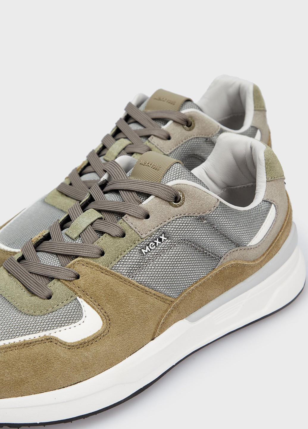 Цветные всесезонные кроссовки Mexx