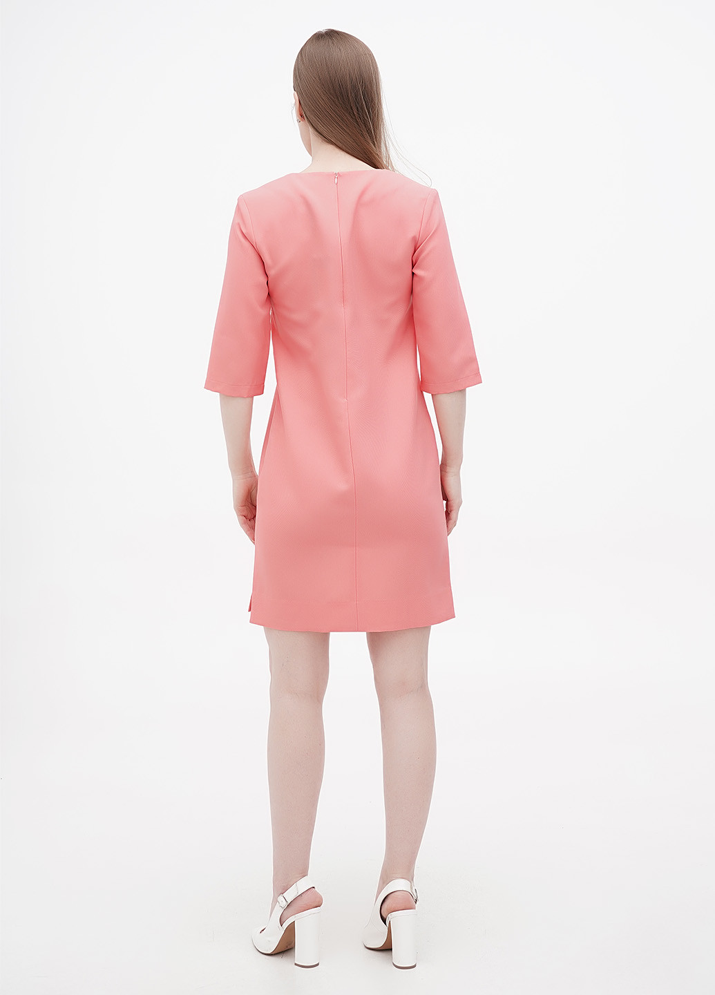 Розовое кэжуал платье футляр Rebecca Tatti однотонное