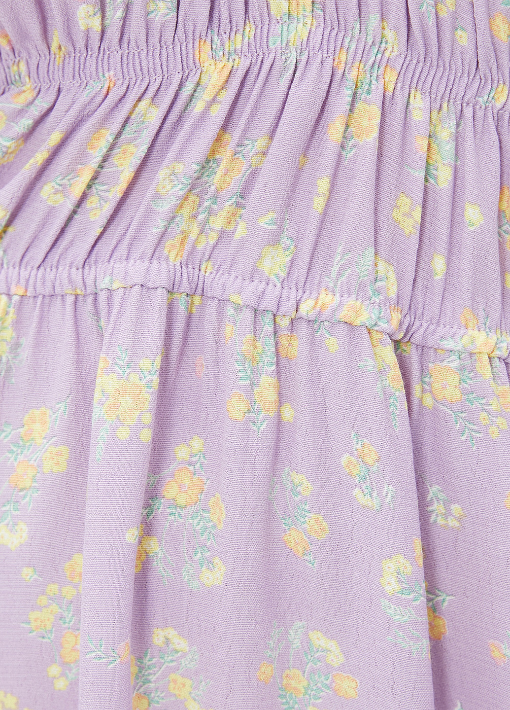 Лиловое кэжуал платье с открытыми плечами KOTON с цветочным принтом