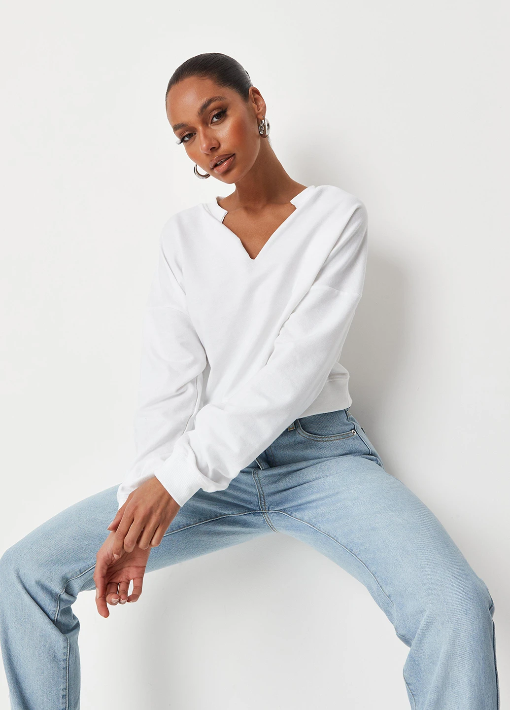 Белый свитшот Missguided однотонный без декора (261410947)