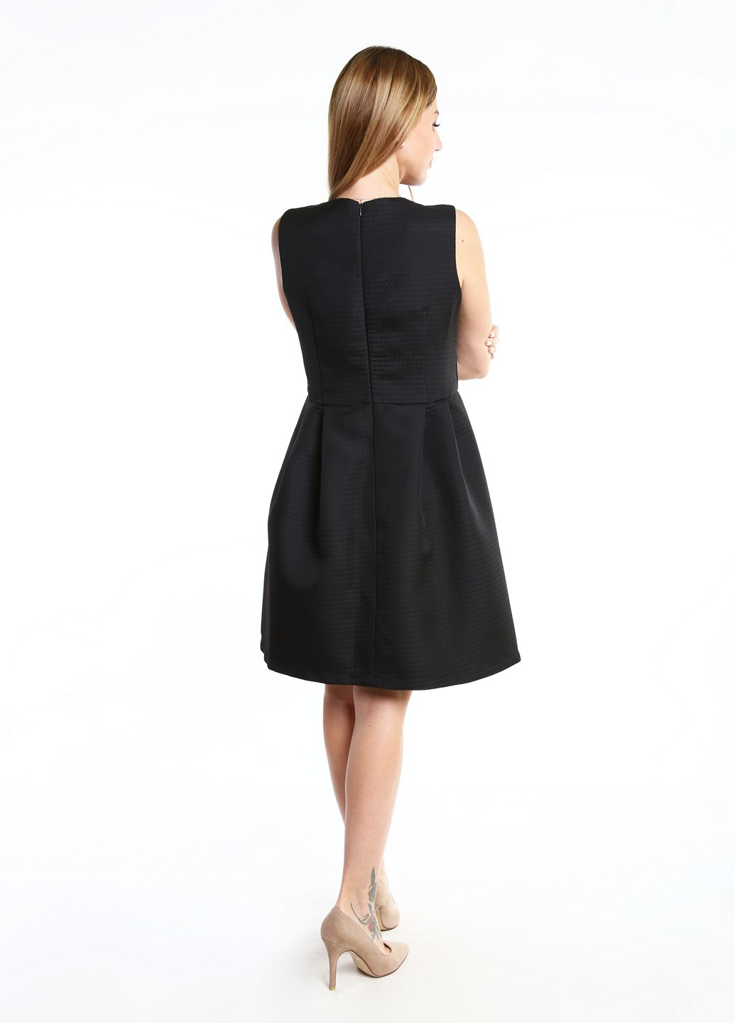 Черное кэжуал платье InDresser с геометрическим узором