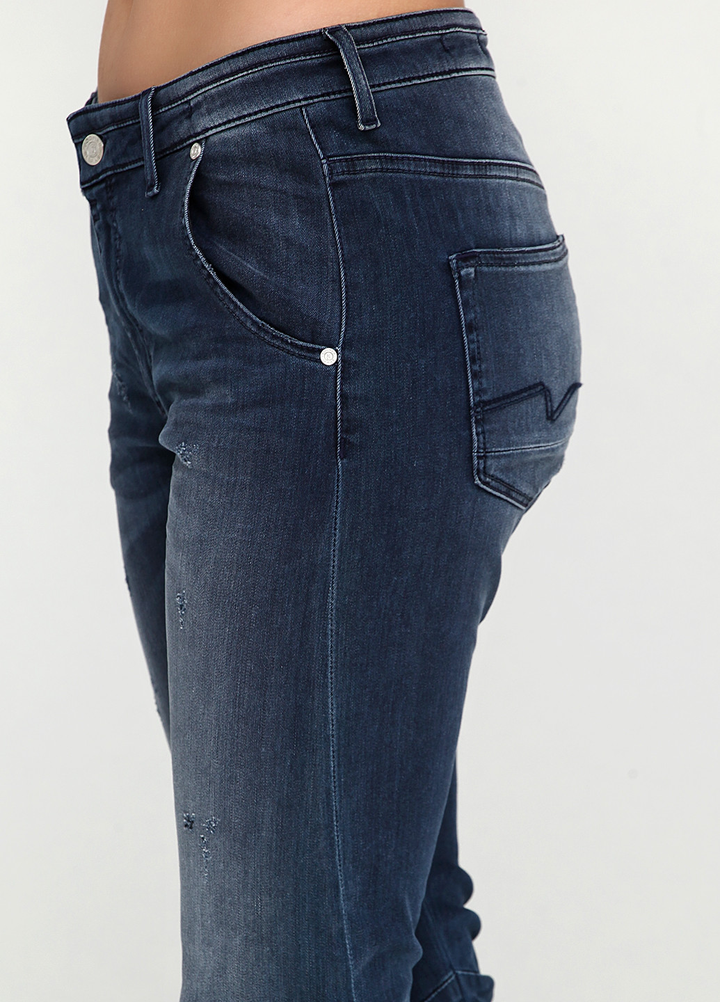 Серые демисезонные зауженные джинсы Bogner