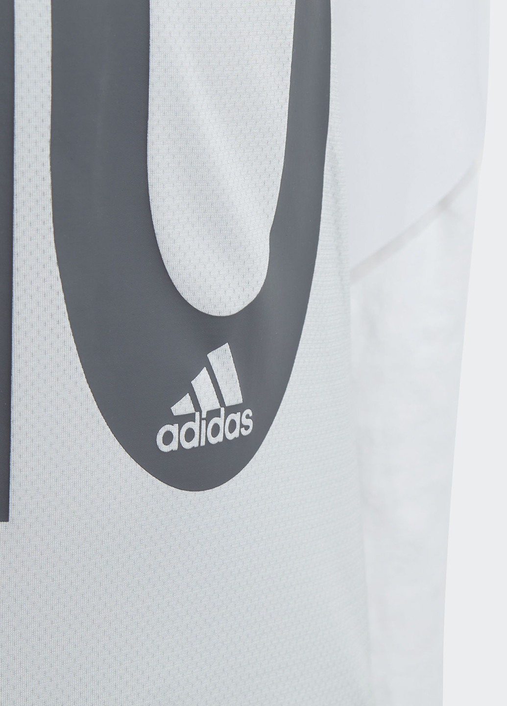 Світло-сіра літня футболка з коротким рукавом adidas