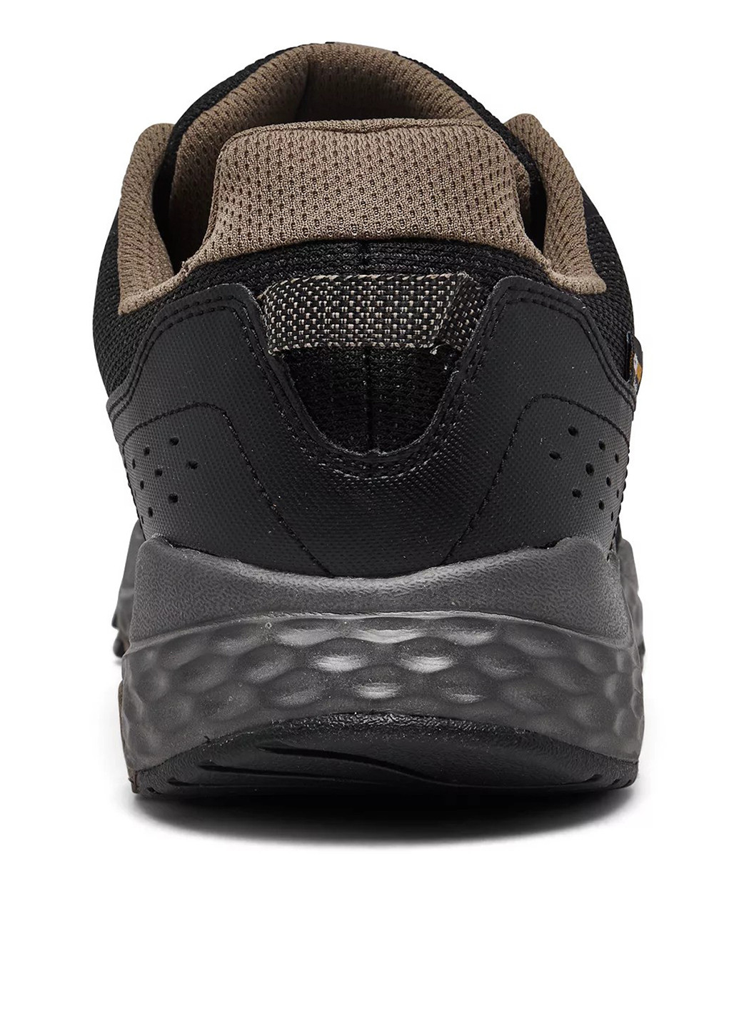 Черные всесезонные кроссовки New Balance