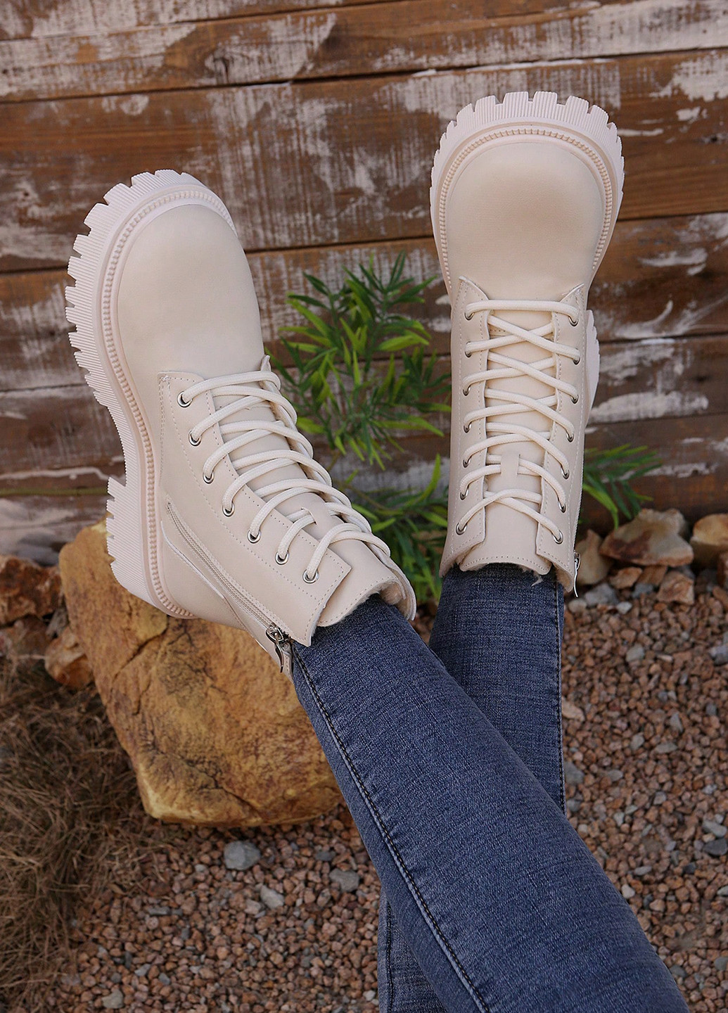 Осенние ботильоны берцы SHEIN без декора из искусственной кожи