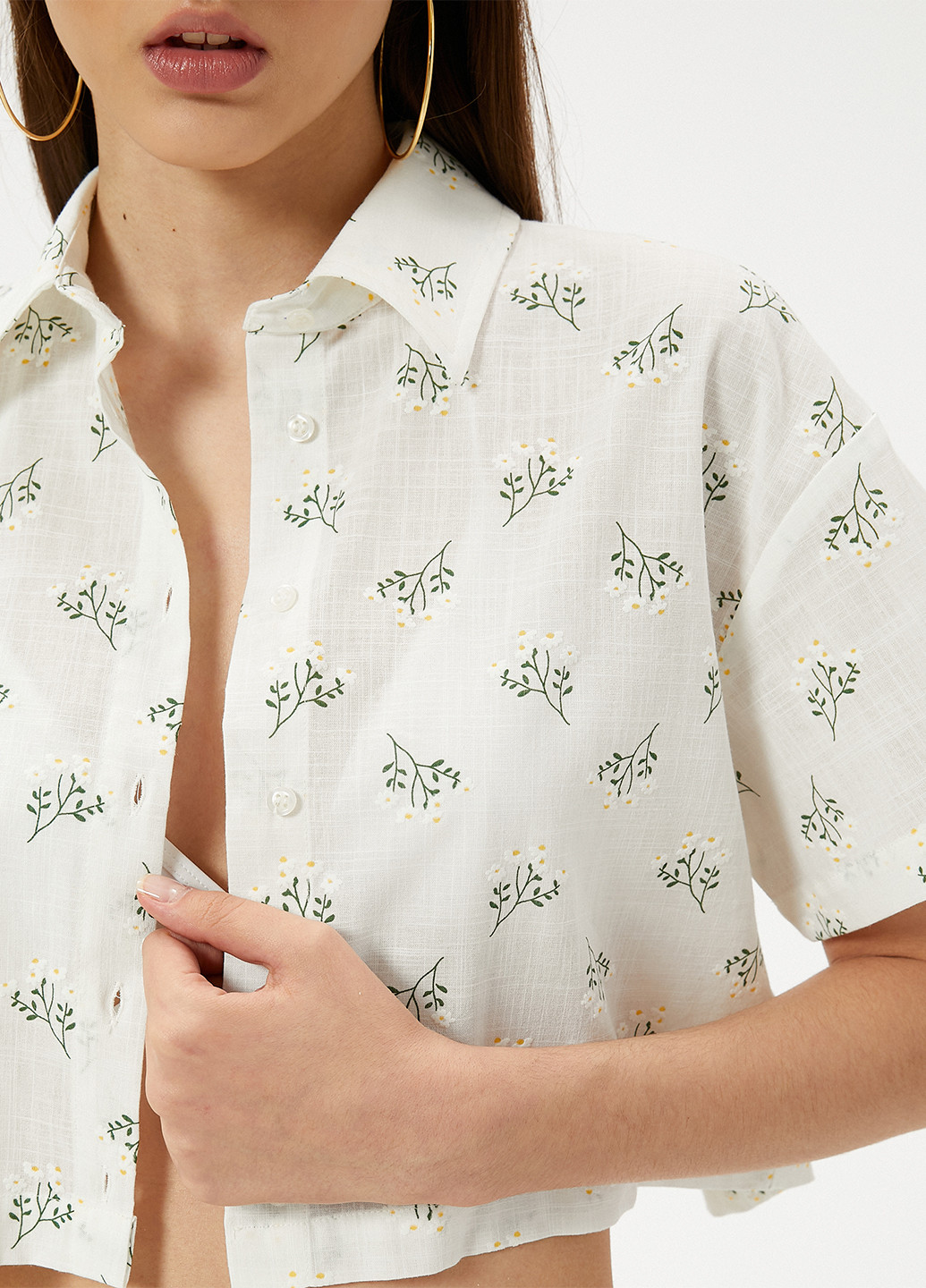 Молочная кэжуал рубашка с цветами KOTON
