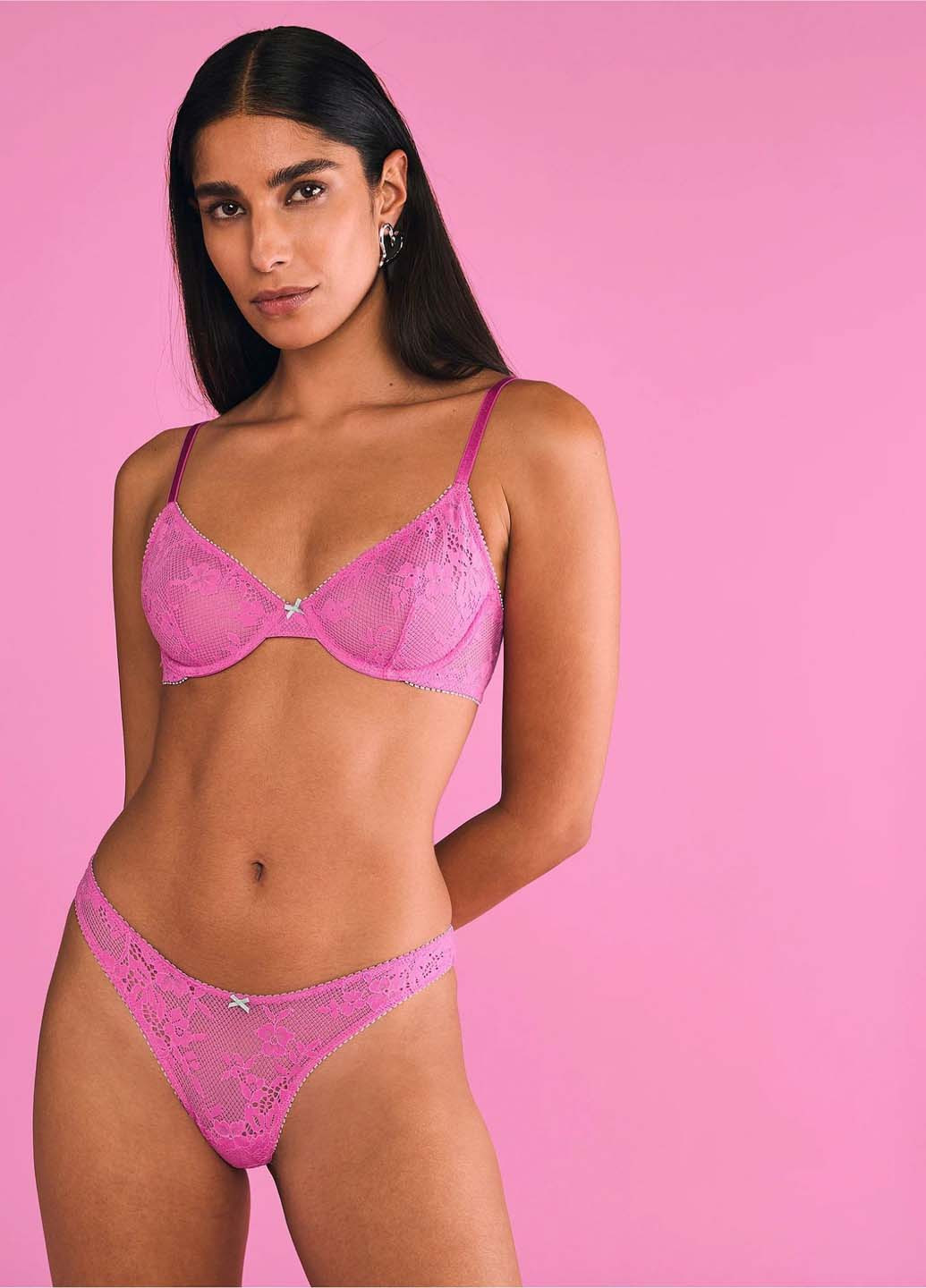 Розовый демисезонный комплект (бюстгальтер, трусики) Victoria's Secret