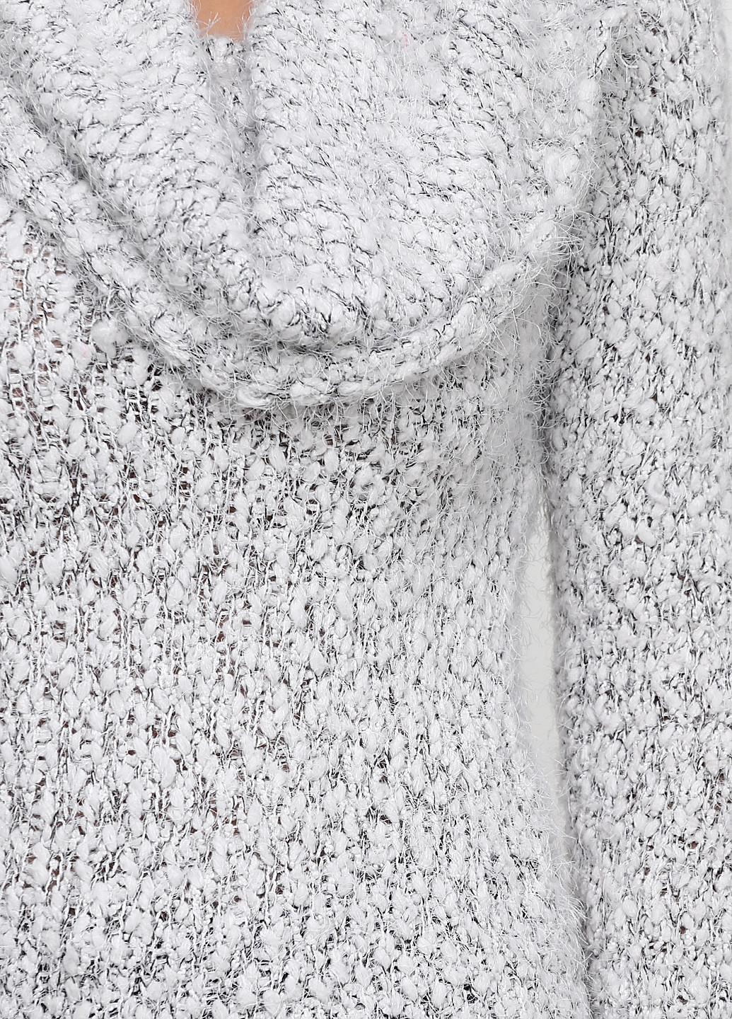 Светло-серый зимний свитер Jennyfer
