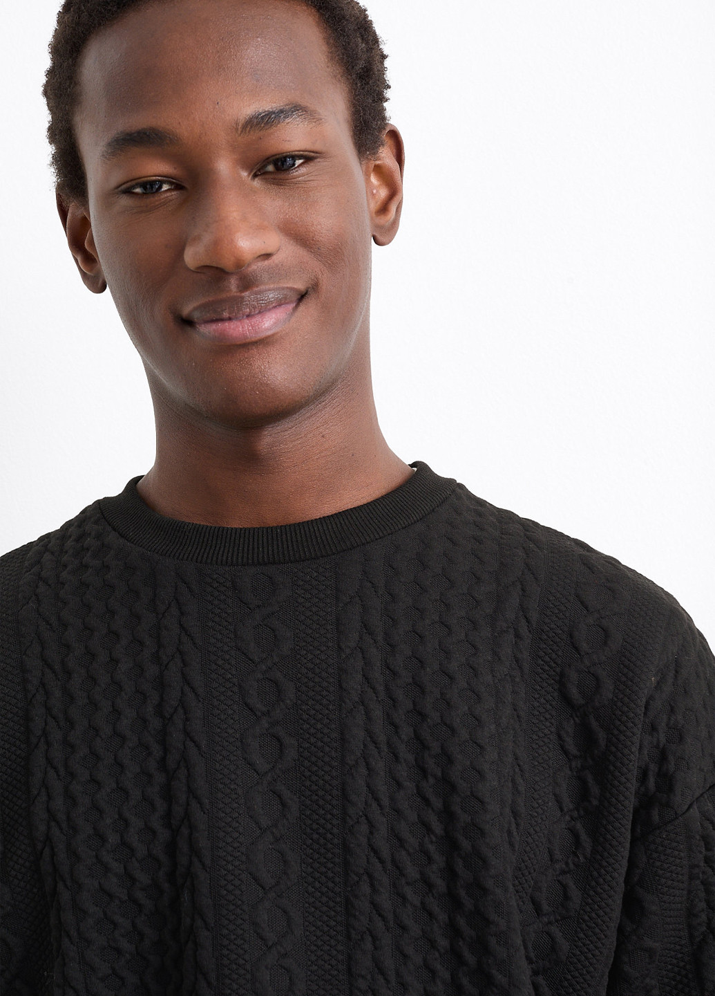 Черный свитшот C&A однотонный без декора (362192974)