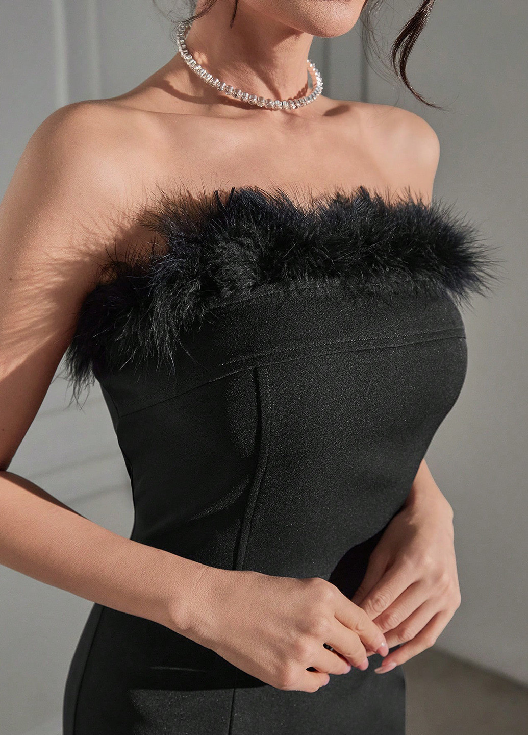 Чорна вечірня сукня годе, з відкритими плечима SHEIN однотонна