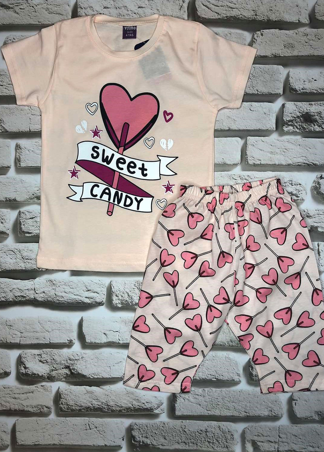 Светло-розовая всесезон пижама (футболка, капри) футболка + капри Vitmo baby