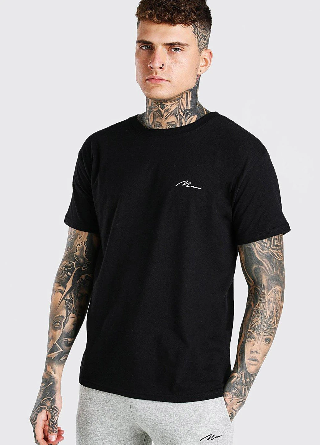 Чорна футболка Boohoo