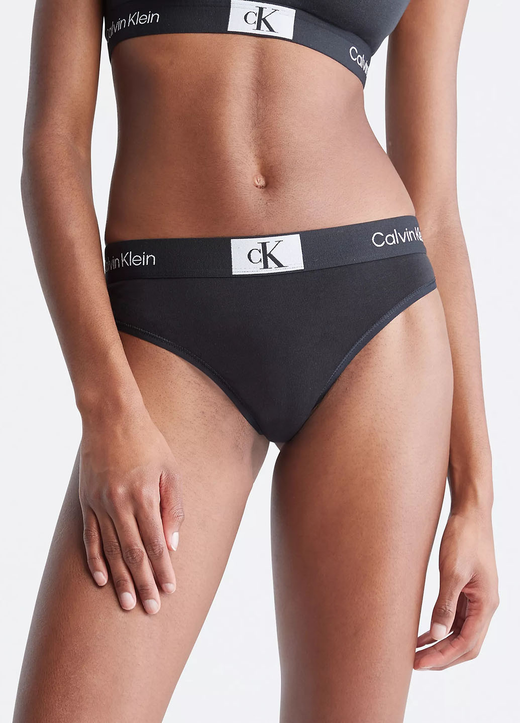 Чорний демісезонний комплект (бюстгальтер, трусики) Calvin Klein