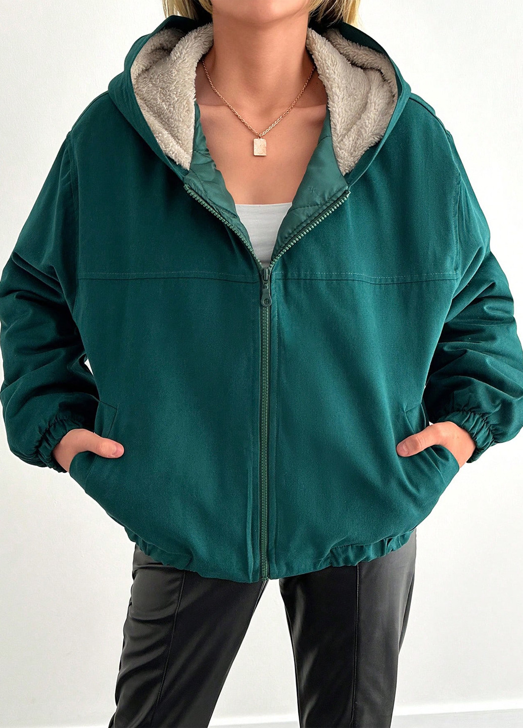 Темно-зеленая зимняя куртка SHEIN