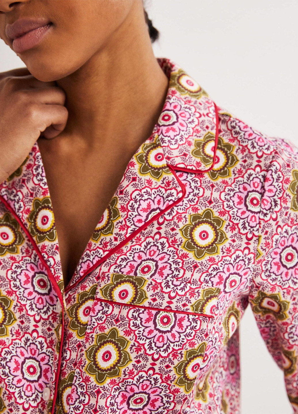 Цветная домашний рубашка с цветами Boden