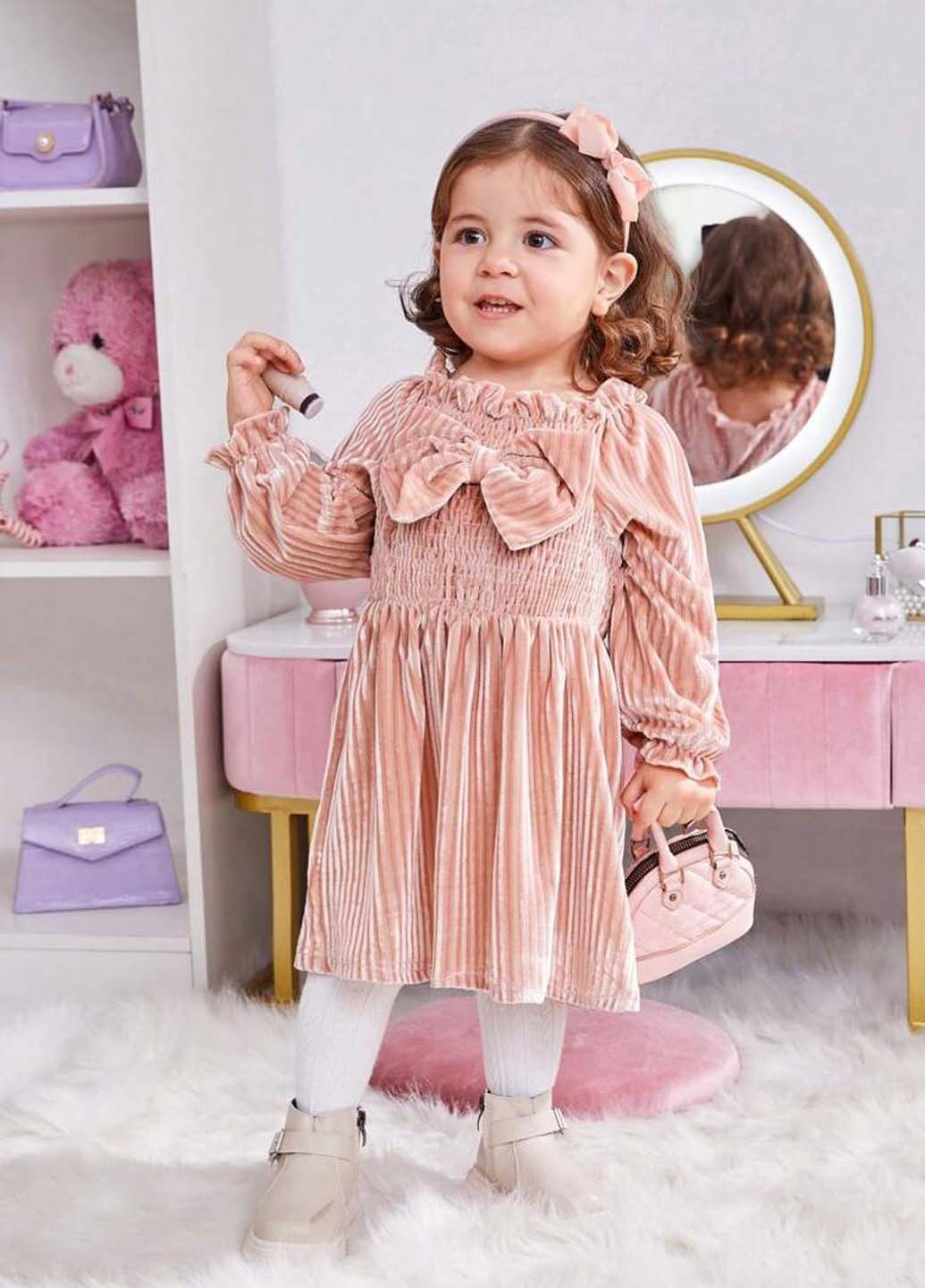 Світло-рожева сукня SHEIN (334459097)