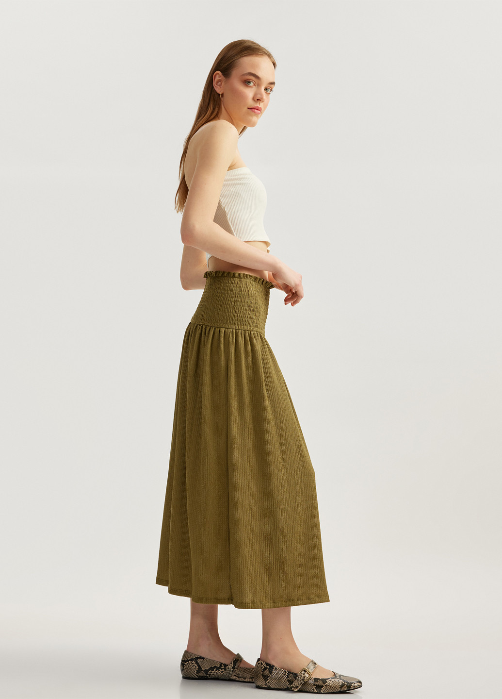Оливковая (хаки) кэжуал однотонная юбка KOTON клешированная