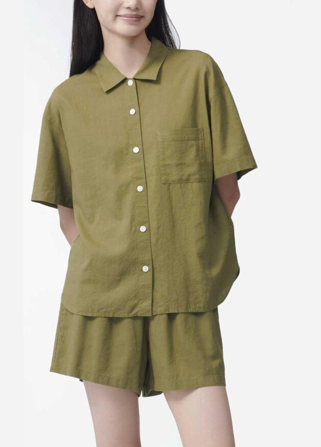 Зелена всесезон піжама (сорочка, шорти) сорочка + шорти Uniqlo